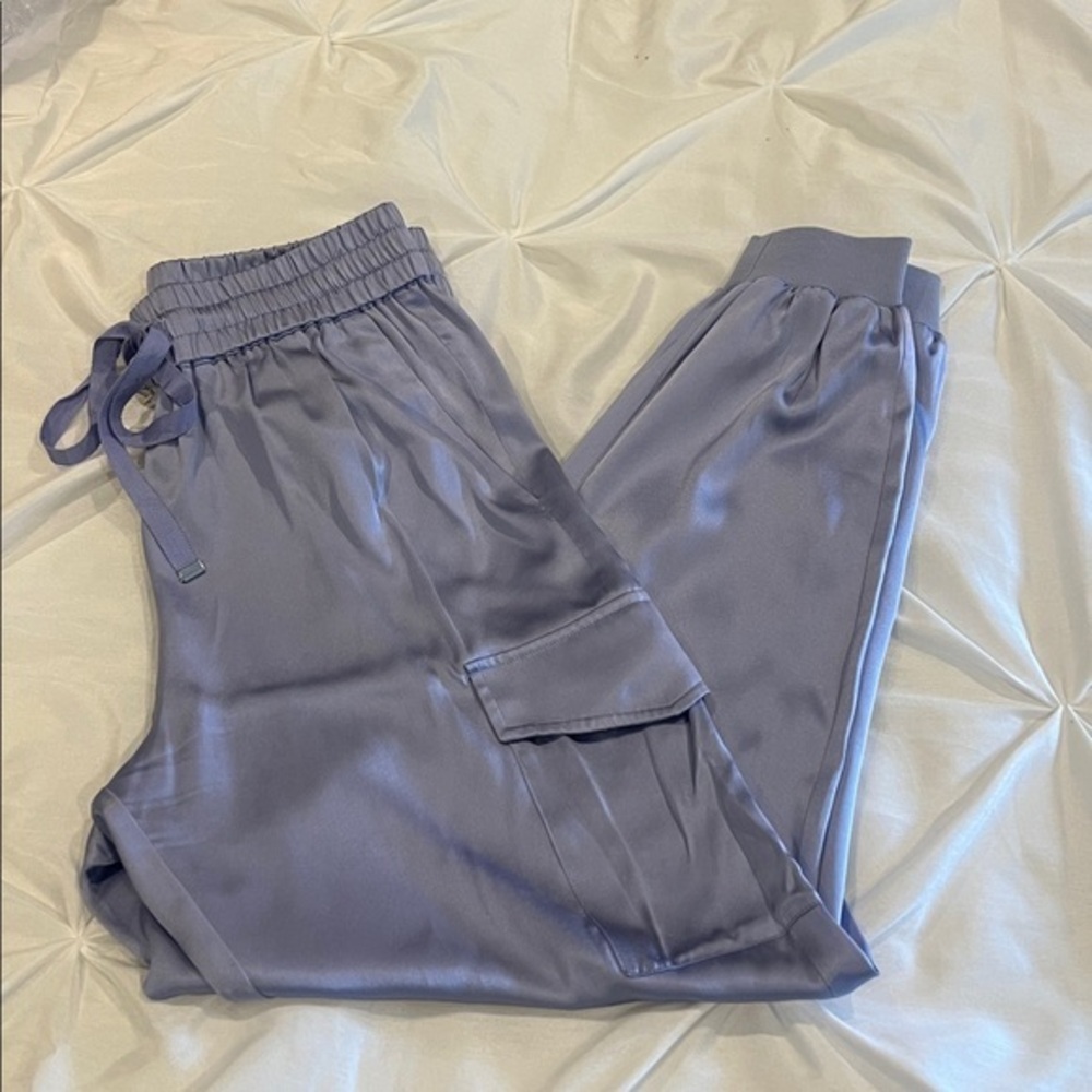 Cami NYC Lavender Silk Cargo pants size XXS